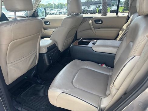 Used 2021 Nissan Armada SL w/ Captain's Chairs Package RWD image 5