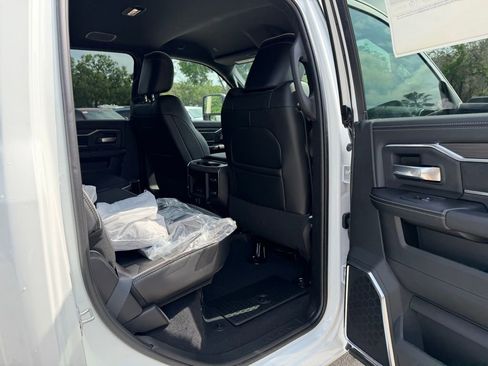 New 2026 RAM 3500 Laramie w/ Towing Technology Group AWD/4WD image 34