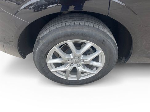 Used 2021 Volvo XC60 T5 Momentum image 16