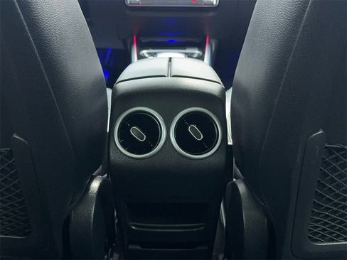 Used 2023 Mercedes-Benz EQB 250+ image 23