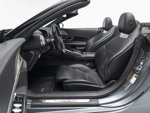 Used 2022 Mercedes-Benz SL 63 AMG SL 63 AMGﾮ w/ Driver Assistance Package image 14