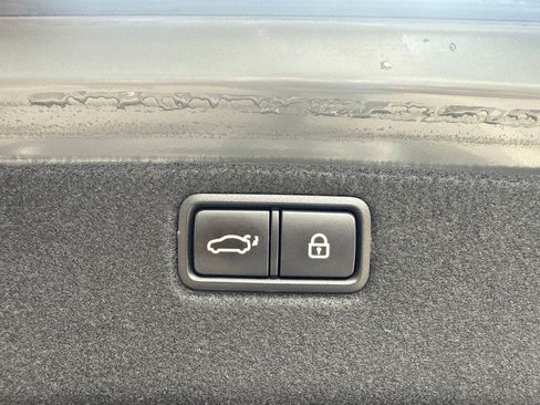 Used 2019 Genesis G80 3.3T Sport RWD image 29