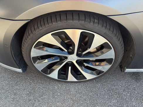 Used 2022 Lucid Air Grand Touring AWD/4WD image 9