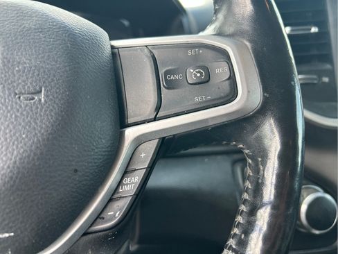 Used 2020 RAM 1500 Big Horn AWD/4WD image 14