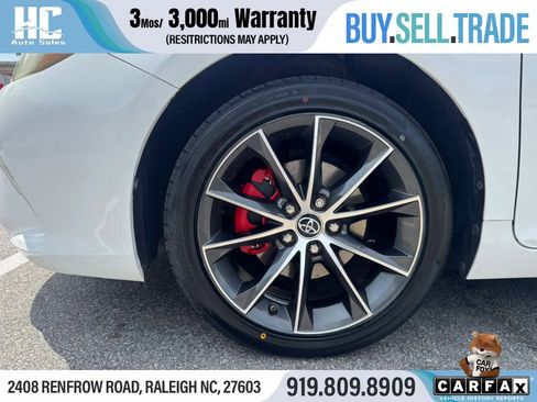 Used 2016 Toyota Camry XSE FWD image 10