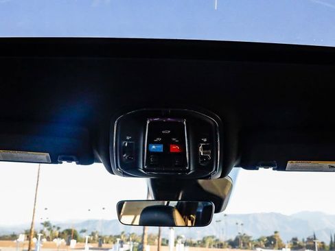 New 2025 Jeep Grand Cherokee L Altitude image 17