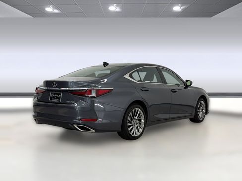 Certified 2025 Lexus ES 350 w/ Technology Package FWD image 9