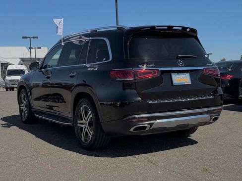 Used 2023 Mercedes-Benz GLS 450 4MATIC image 9