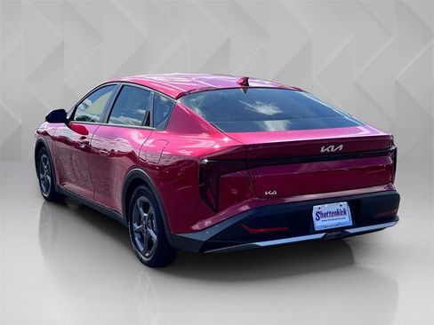 New 2025 Kia K4 LXS image 7