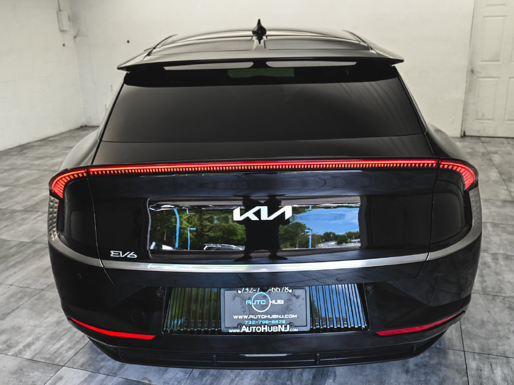 Used 2023 Kia EV6 Wind w/ Wind Technology Package AWD/4WD image 5