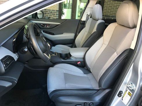 Certified 2025 Subaru Outback Premium w/ Popular Package #1A image 6