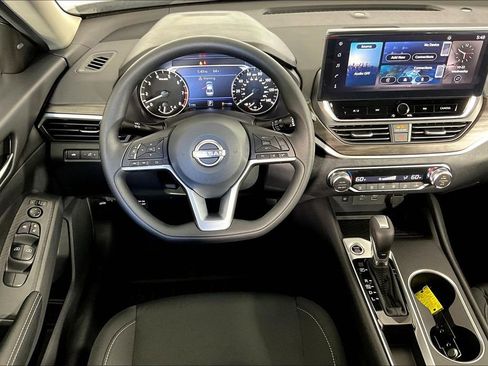 New 2025 Nissan Altima 2.5 SV w/ SV Special Edition Package image 27