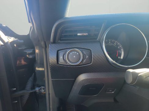 Used 2017 Ford Mustang Convertible RWD image 13