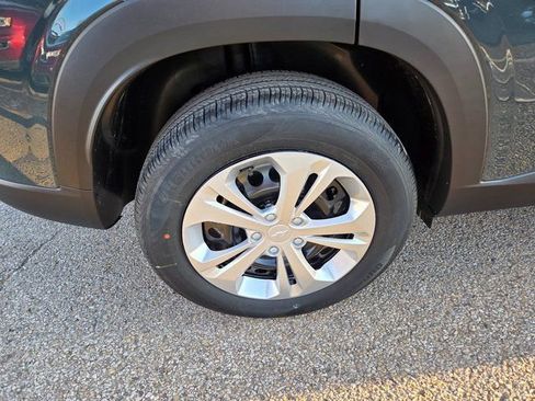 New 2026 Chevrolet Trax LS image 6