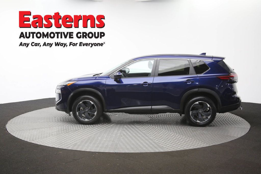 Used 2025 Nissan Rogue SV AWD/4WD image 64