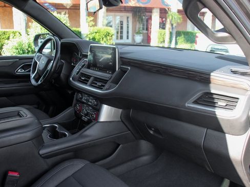 Used 2021 Chevrolet Suburban LS w/ Driver Alert Package image 37