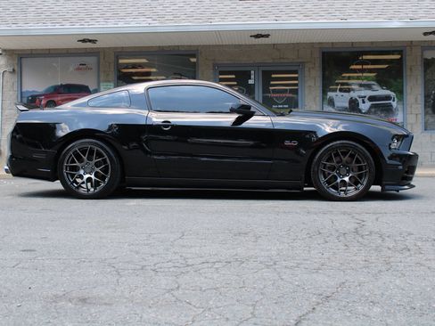 Used 2014 Ford Mustang GT w/ Equipment Group 301A RWD image 25
