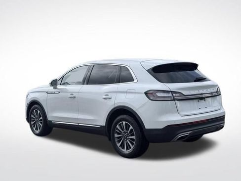 Certified 2023 Lincoln Nautilus AWD w/ Premium Package image 9