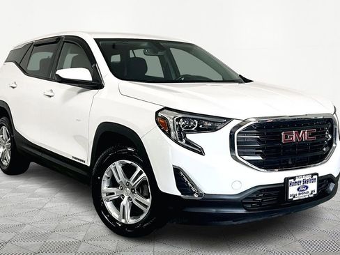 Used 2018 GMC Terrain SLE image 1