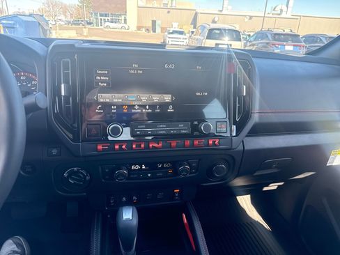 New 2026 Nissan Frontier PRO-4X w/ Pro-4x Convenience Package image 18