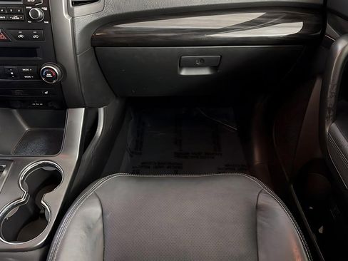 Used 2011 Kia Sorento EX w/ Premium Pkg FWD image 28