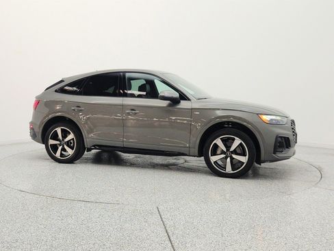 Used 2023 Audi Q5 2.0T Premium Plus w/ Premium Plus Package AWD/4WD image 4