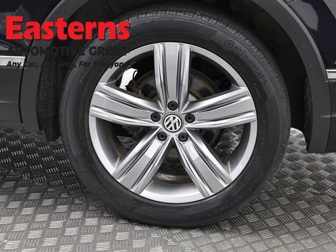 Used 2019 Volkswagen Tiguan SEL Premium AWD/4WD image 34