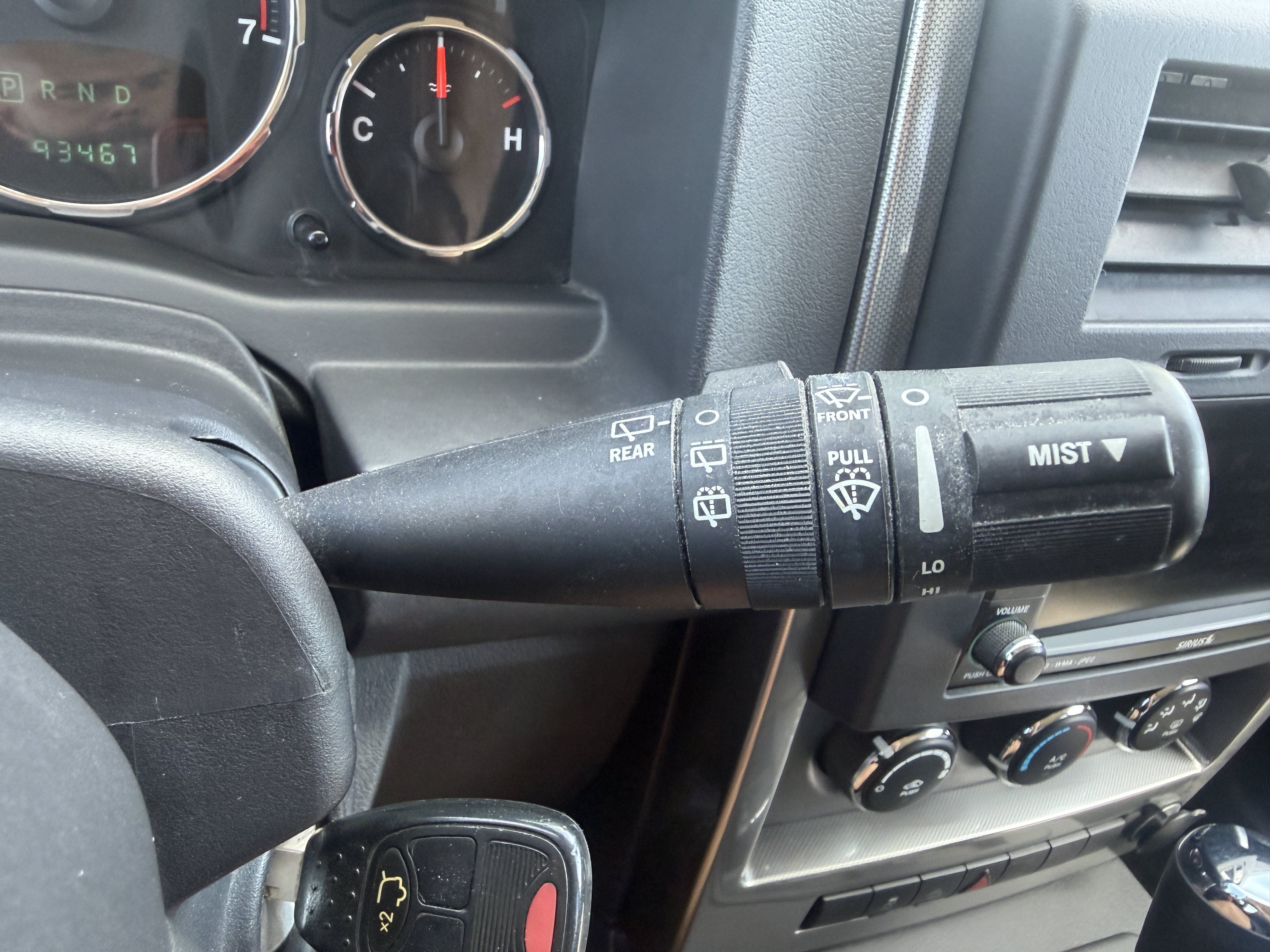 Used 2011 Jeep Liberty Sport w/ Popular Equipment Group AWD/4WD image 28