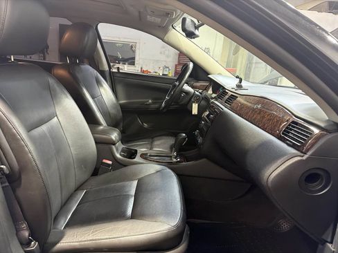 Used 2013 Chevrolet Impala LTZ FWD image 27