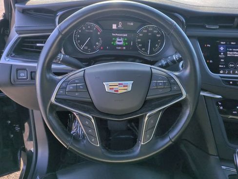 Used 2023 Cadillac XT5 Premium Luxury image 14