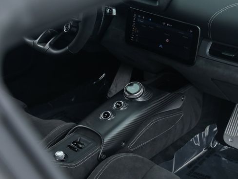 Used 2025 Maserati MC20 Coupe RWD image 32