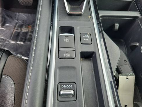 Used 2024 Nissan Pathfinder SL w/ Cargo Package FWD image 37