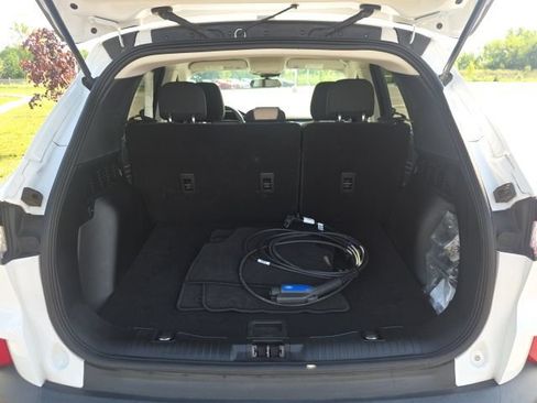 Used 2022 Ford Escape SE FWD image 10
