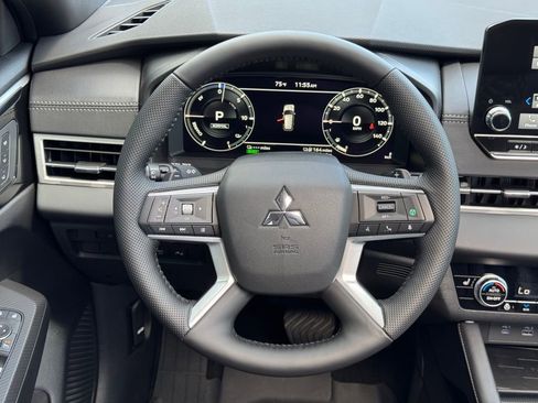 New 2025 Mitsubishi Outlander SEL Black Edition AWD/4WD image 19
