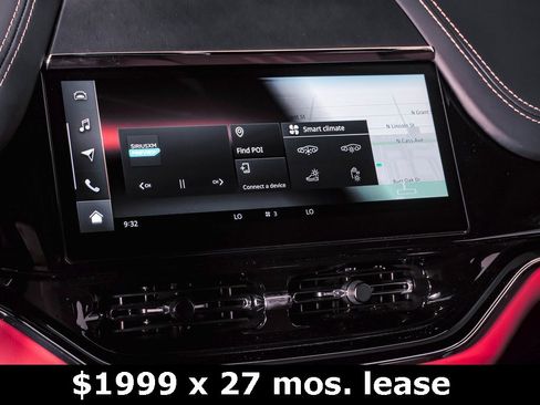 Used 2025 Aston Martin DBX 707 image 27