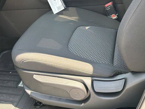 New 2026 Kia Sportage LX FWD image 12