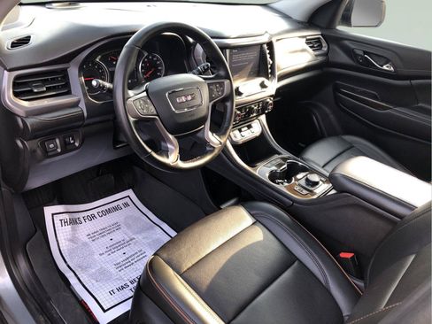 Used 2023 GMC Acadia AT4 w/ Preferred Package AWD/4WD image 9