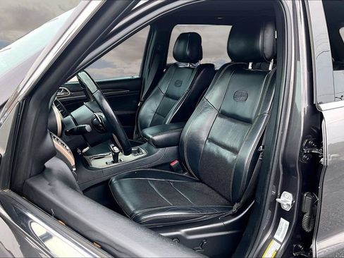 Used 2015 Jeep Grand Cherokee Overland AWD/4WD image 21