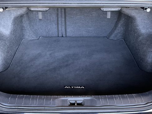 Used 2023 Nissan Altima 2.5 SR image 38