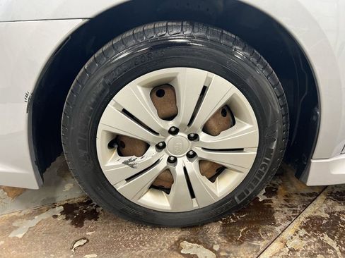 Used 2014 Subaru Legacy 2.5i image 25