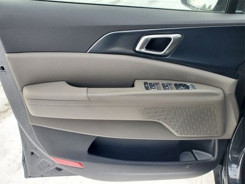 New 2026 Kia Carnival image 8