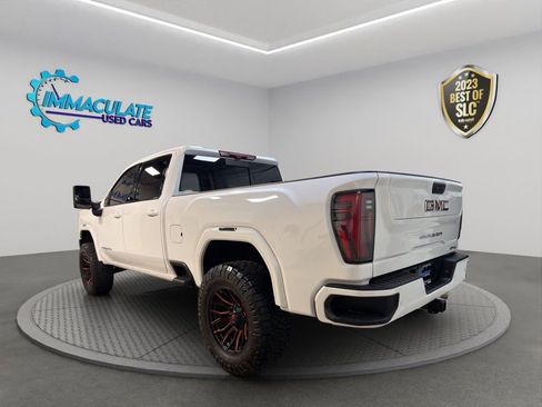 Used 2025 GMC Sierra 3500 AT4 w/ Technology Package AWD/4WD image 3