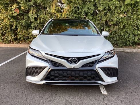 Used 2021 Toyota Camry XSE image 22