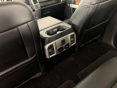 Used 2020 Ford F150 Lariat w/ Equipment Group 502A Luxury AWD/4WD image 34
