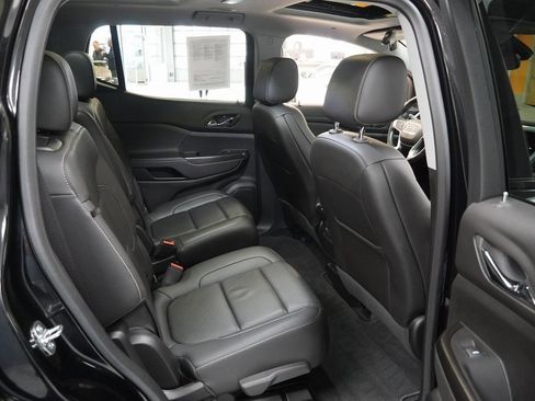 Certified 2023 GMC Acadia SLT w/ Elevation Edition image 25