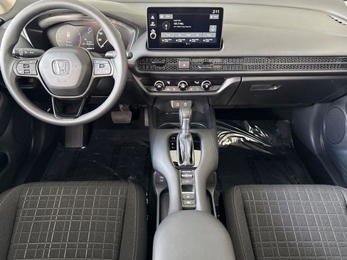 Certified 2026 Honda HR-V LX image 9