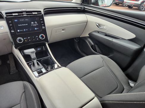 Certified 2022 Hyundai Tucson SEL w/ Cargo Package image 15