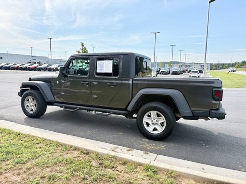 Used 2020 Jeep Gladiator Sport w/ Quick Order Package 24S AWD/4WD image 5