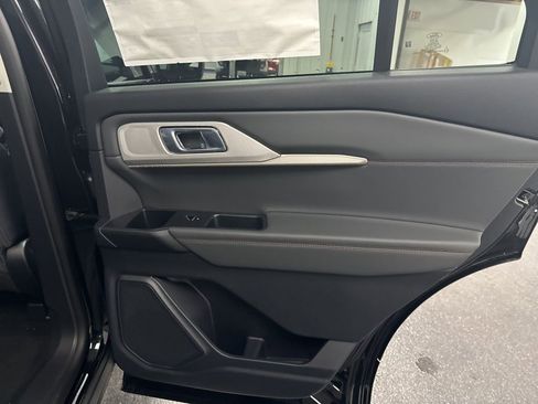 New 2026 Ford Explorer Active AWD/4WD image 36
