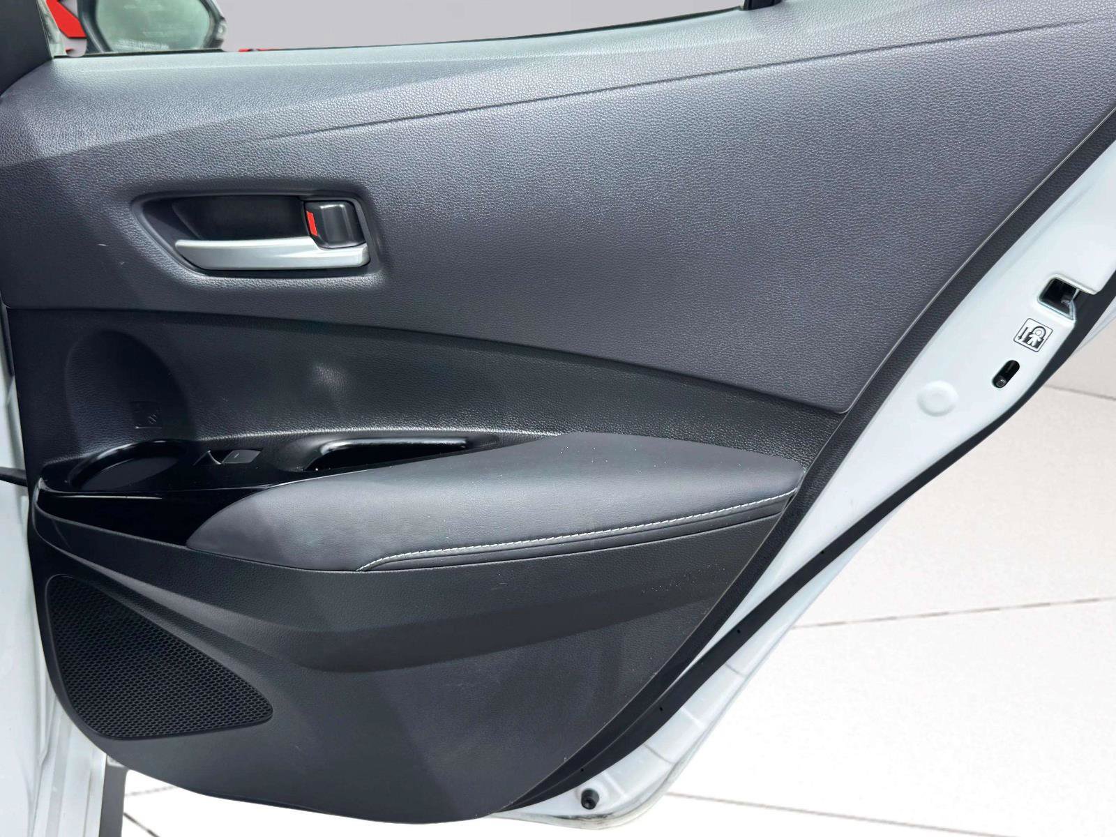 Used 2022 Toyota Corolla SE FWD image 58